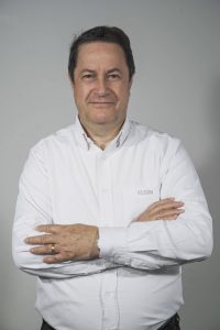 foto retrato de Luiz Henrique, gerente da Elgin.m